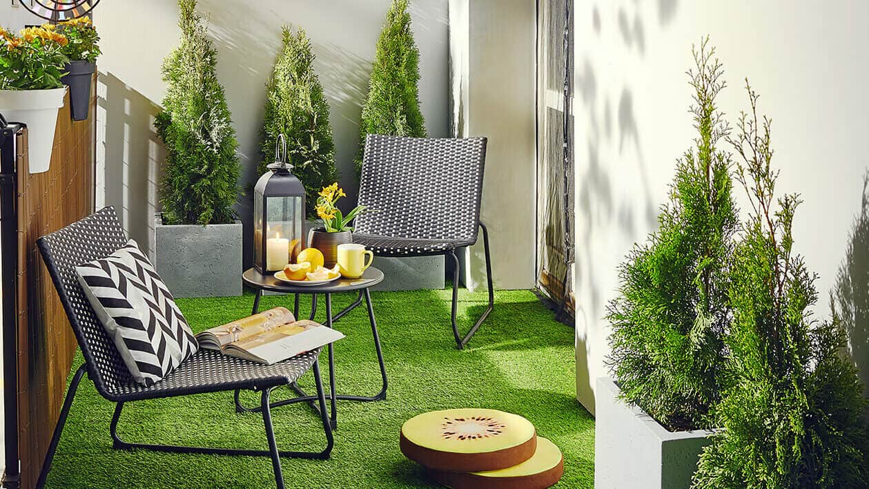 Balcony with artificial turf